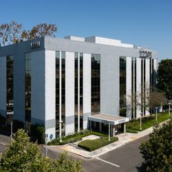 Exterior of Montes Medical Group in Whittier, California